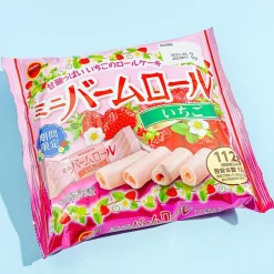 Bourbon Mini Balm Cake Rolls - Strawberry