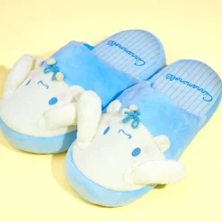 Cinnamoroll Peeking Slippers
