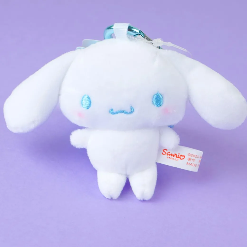 Cinnamoroll Plushie Charm With Heart Carabiner - Mini