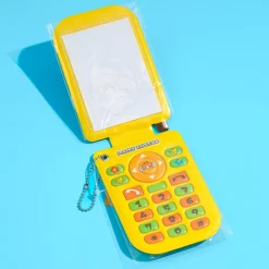 Daisy Lovers Flip Phone Card Holder