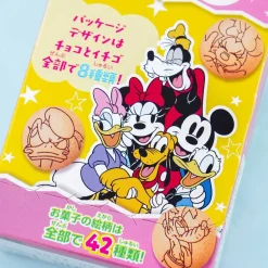 Disney Characters Pakkuncho Strawberry Choco-Filled Snacks