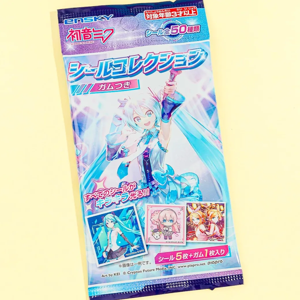 Hatsune Miku Collectible Sticker With Gum