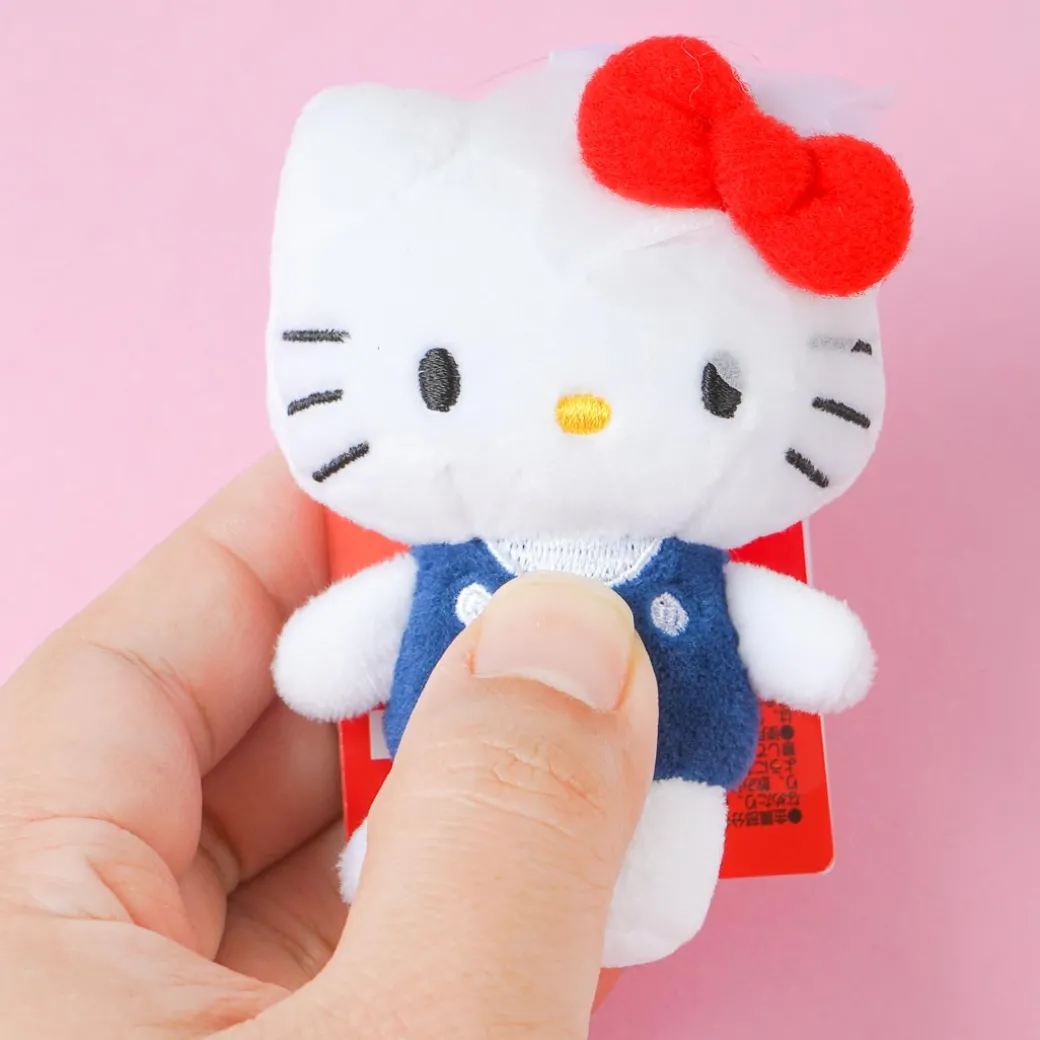 Hello Kitty Plushie Charm With Heart Carabiner
