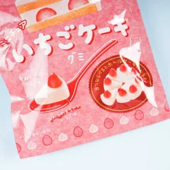 Kabaya Strawberry Cake Gummy Candy