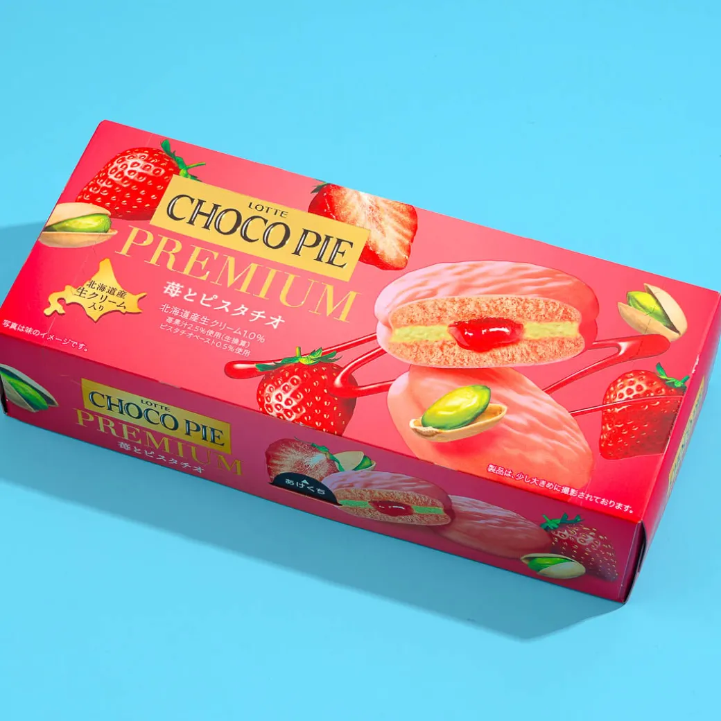 Lotte Choco Pie Premium - Strawberry & Pistachio