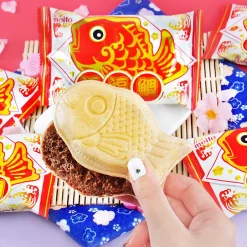 Meito Puku Puku Tai Fish Shaped Wafer - Chocolate