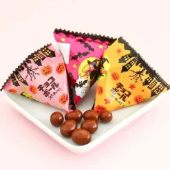 Morinaga Halloween Kyorochan Peanut Chocoballs - 7 pcs