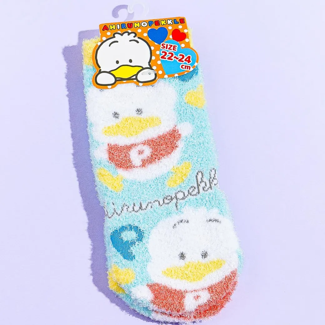 Pekkle Fuzzy Heart Socks