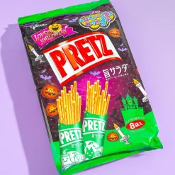 Pretz Halloween Biscuit Sticks - Salad