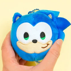 Sonic Squeezable Plushie Charm
