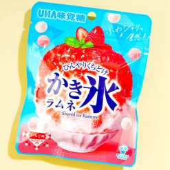 UHA Mikakuto Shaved Ice Ramune Candy - Strawberry