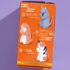 Yell Gassho Cat Collectible Figure